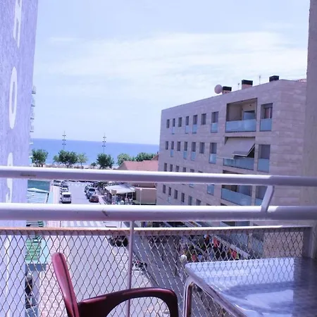 Estrella De Mar Youth Hostel Calella